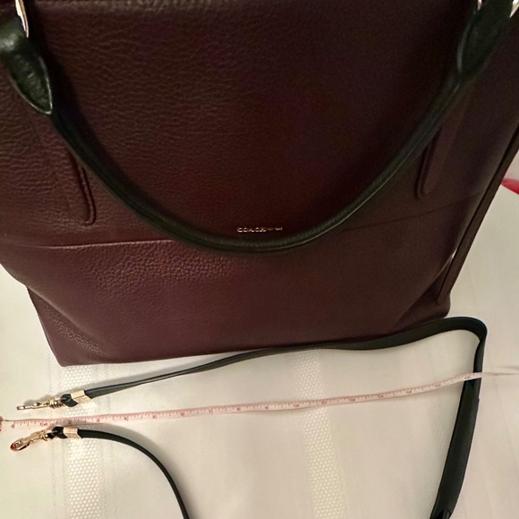 Coach Brough Bag Oxblood | NWT - Picture 4 of 16